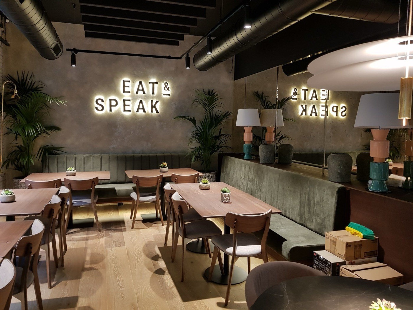 Eat & Speak